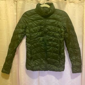 Uniqlo Ultra Light Down Green Jacket